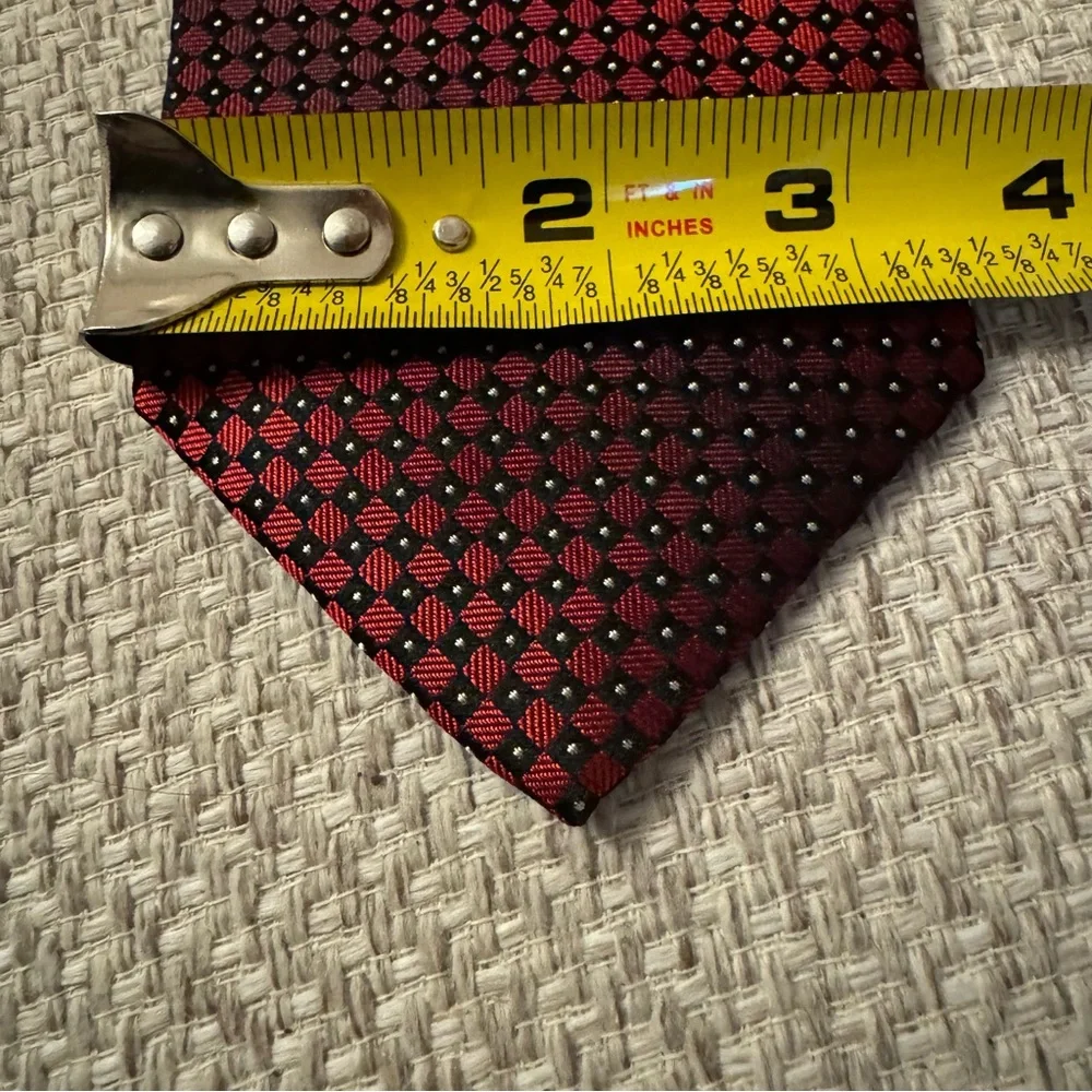 Pierre Cardin Red and Black Geometric Ombre 100% Silk Men's Tie‎